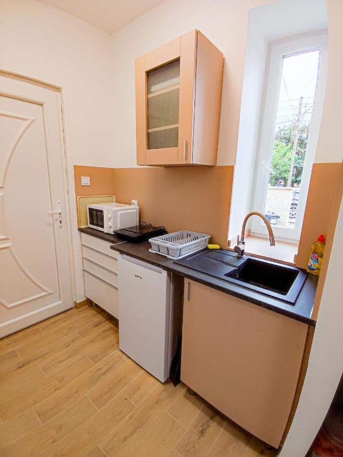 Harmonia Vendeghaz Hotel Szeged Buitenkant foto